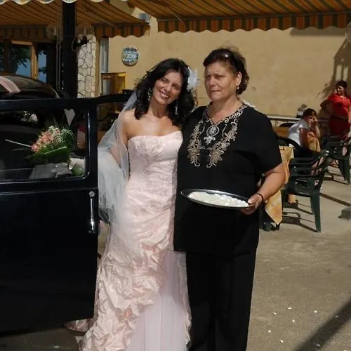 カントリーハウス La Palombara *