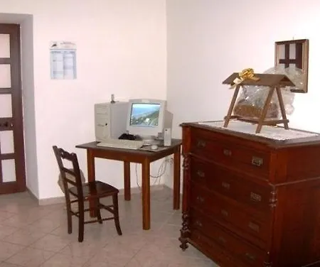 La Palombara Kır Evi