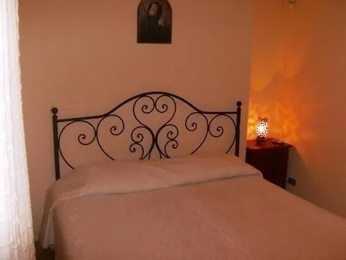 Casa de Campo La Palombara Paola